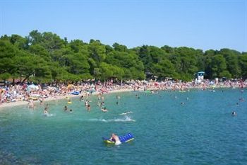 Cala *