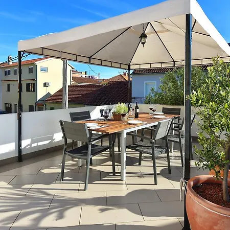 Apartments Cala Biograd Na Moru Exterior photo