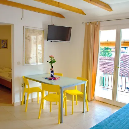 Apartments Cala Biograd Na Moru Exterior photo