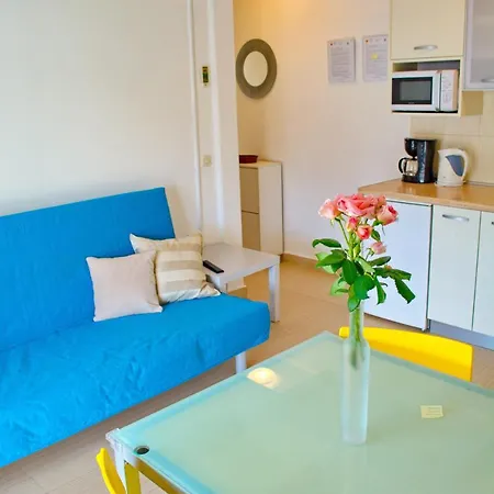 Apartments Cala Biograd Na Moru Exterior photo